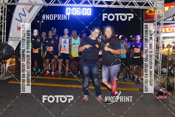 Buy your photos of the eventCircuito Night Run Lagos 2019 - Cabo Frio on Fotop