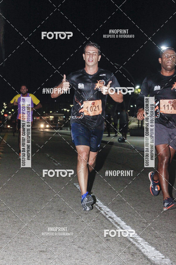 Buy your photos of the eventCircuito Night Run Lagos 2019 - Cabo Frio on Fotop