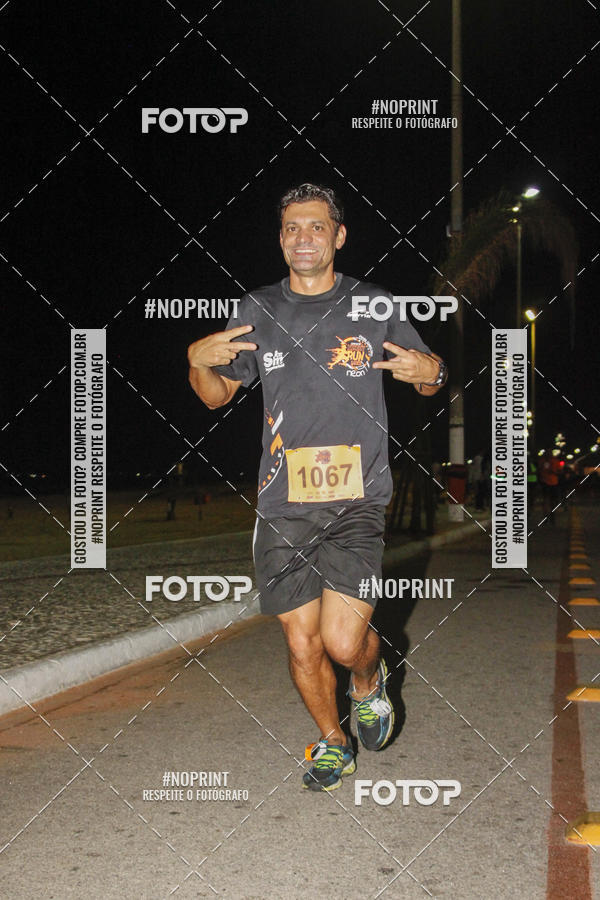 Buy your photos of the eventCircuito Night Run Lagos 2019 - Cabo Frio on Fotop
