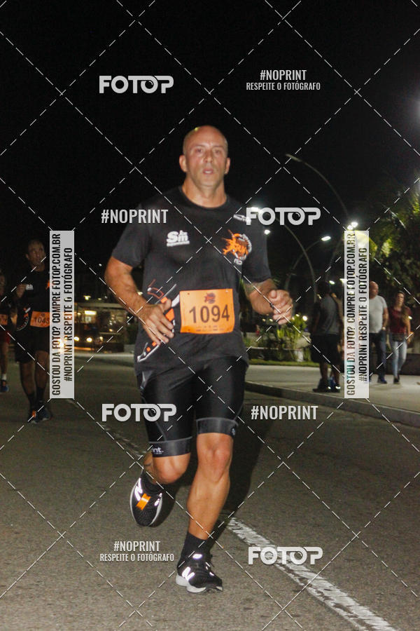 Buy your photos of the eventCircuito Night Run Lagos 2019 - Cabo Frio on Fotop
