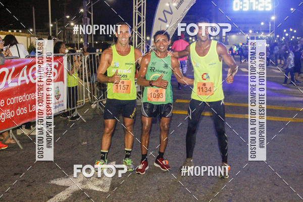 Buy your photos of the eventCircuito Night Run Lagos 2019 - Cabo Frio on Fotop