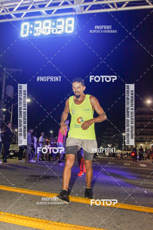 Buy your photos of the eventCircuito Night Run Lagos 2019 - Cabo Frio on Fotop