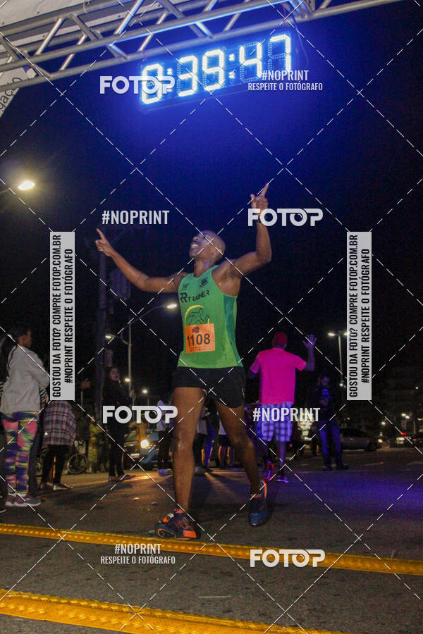 Buy your photos of the eventCircuito Night Run Lagos 2019 - Cabo Frio on Fotop