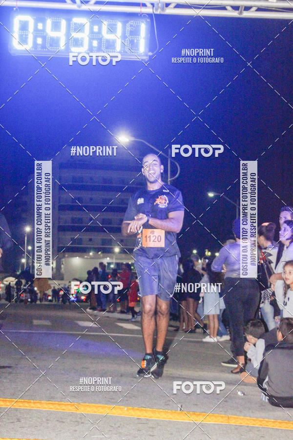 Buy your photos of the eventCircuito Night Run Lagos 2019 - Cabo Frio on Fotop