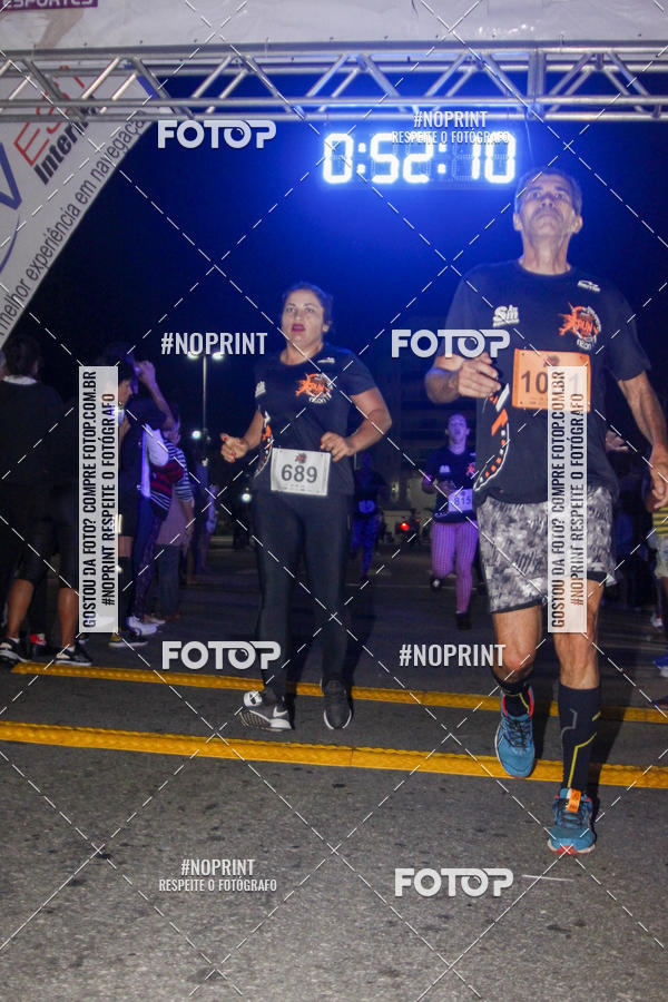 Buy your photos of the eventCircuito Night Run Lagos 2019 - Cabo Frio on Fotop