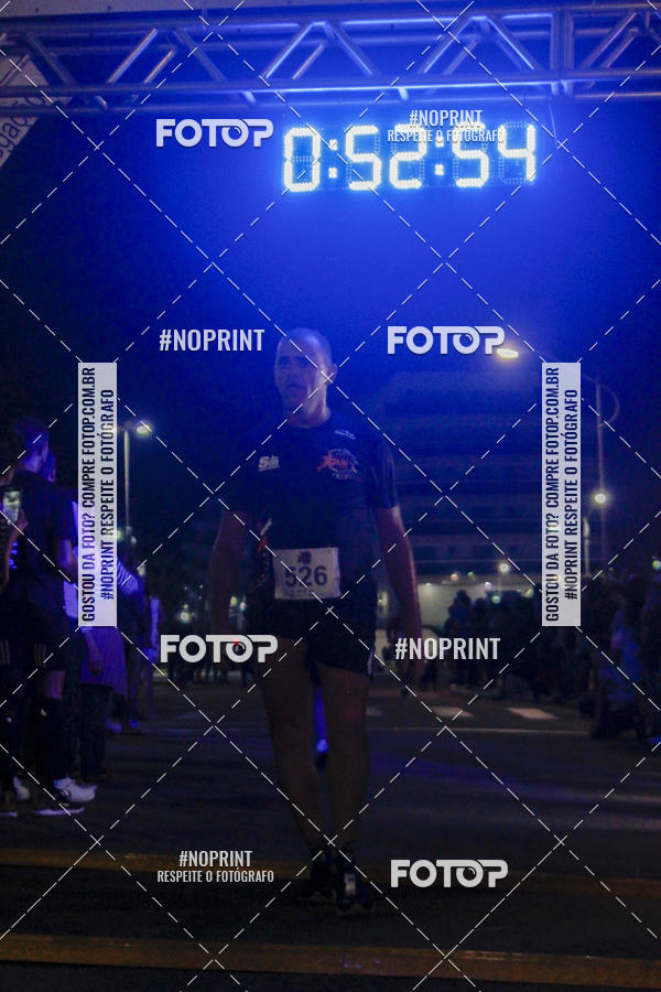 Buy your photos of the eventCircuito Night Run Lagos 2019 - Cabo Frio on Fotop
