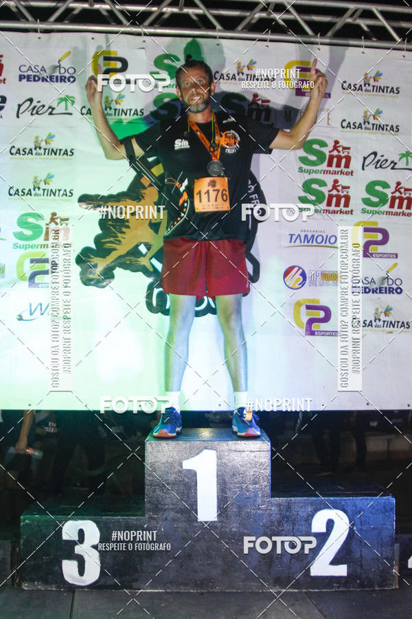 Buy your photos of the eventCircuito Night Run Lagos 2019 - Cabo Frio on Fotop