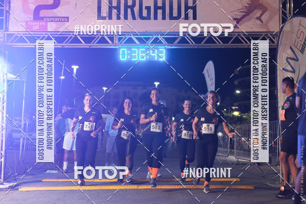 Buy your photos of the eventCircuito Night Run Lagos 2019 - Cabo Frio on Fotop