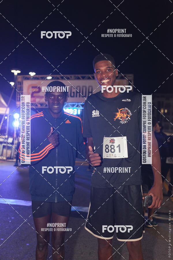 Buy your photos of the eventCircuito Night Run Lagos 2019 - Cabo Frio on Fotop
