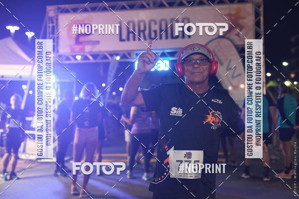 Buy your photos of the eventCircuito Night Run Lagos 2019 - Cabo Frio on Fotop