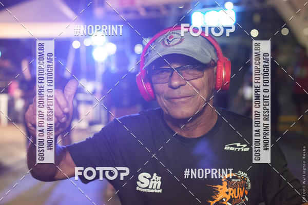 Buy your photos of the eventCircuito Night Run Lagos 2019 - Cabo Frio on Fotop