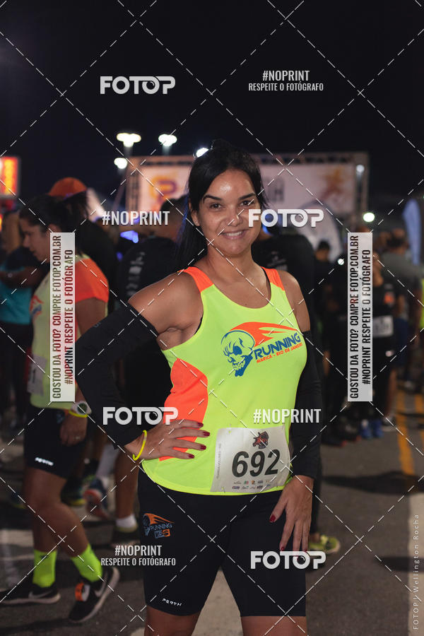 Buy your photos of the eventCircuito Night Run Lagos 2019 - Cabo Frio on Fotop