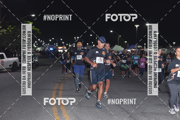 Buy your photos of the eventCircuito Night Run Lagos 2019 - Cabo Frio on Fotop