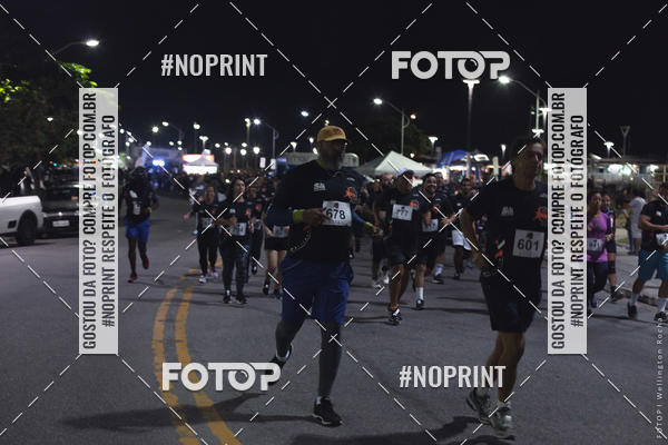 Buy your photos of the eventCircuito Night Run Lagos 2019 - Cabo Frio on Fotop