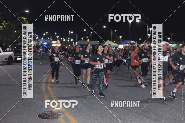 Buy your photos of the eventCircuito Night Run Lagos 2019 - Cabo Frio on Fotop