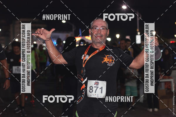 Buy your photos of the eventCircuito Night Run Lagos 2019 - Cabo Frio on Fotop