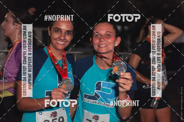Buy your photos of the eventCircuito Night Run Lagos 2019 - Cabo Frio on Fotop