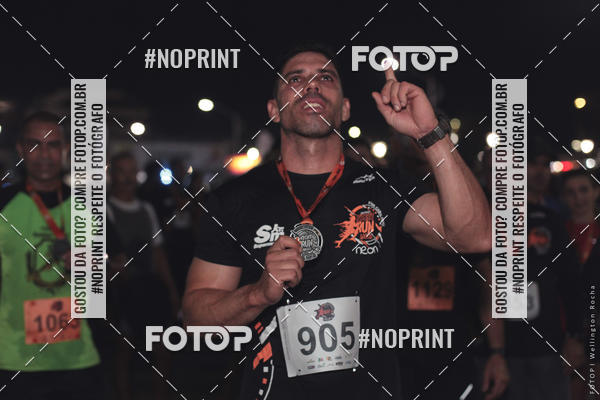 Buy your photos of the eventCircuito Night Run Lagos 2019 - Cabo Frio on Fotop