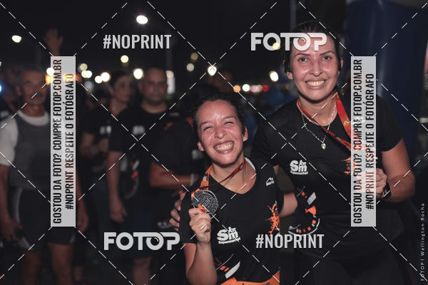 Buy your photos of the eventCircuito Night Run Lagos 2019 - Cabo Frio on Fotop