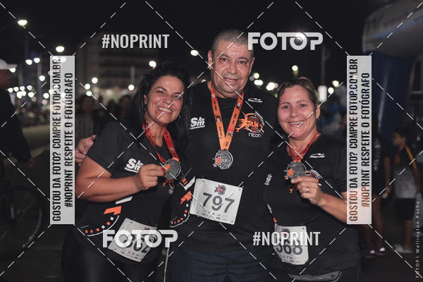Buy your photos of the eventCircuito Night Run Lagos 2019 - Cabo Frio on Fotop