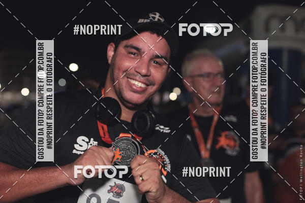Buy your photos of the eventCircuito Night Run Lagos 2019 - Cabo Frio on Fotop