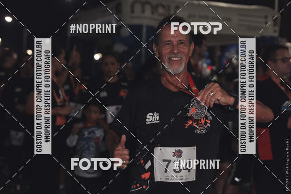 Buy your photos of the eventCircuito Night Run Lagos 2019 - Cabo Frio on Fotop