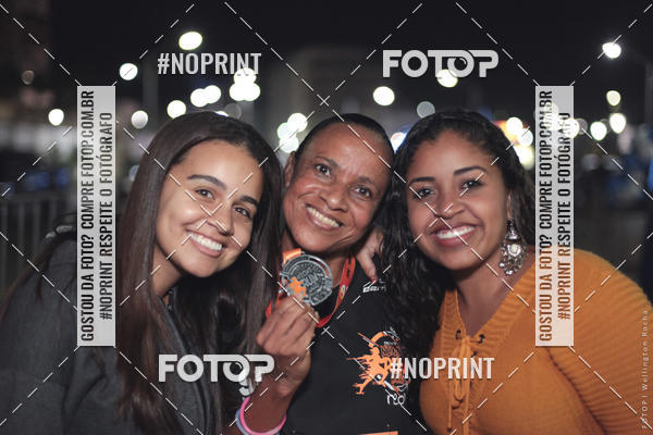 Buy your photos of the eventCircuito Night Run Lagos 2019 - Cabo Frio on Fotop