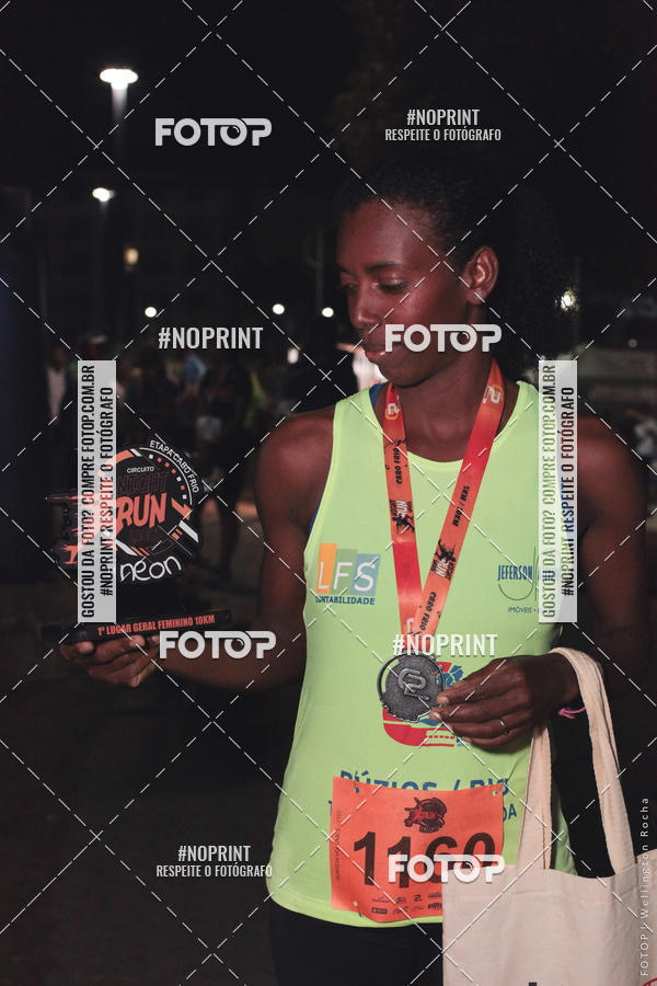 Buy your photos of the eventCircuito Night Run Lagos 2019 - Cabo Frio on Fotop