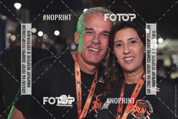 Buy your photos of the eventCircuito Night Run Lagos 2019 - Cabo Frio on Fotop