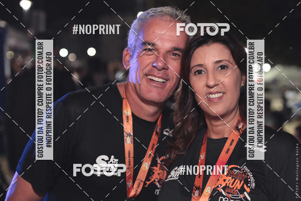 Buy your photos of the eventCircuito Night Run Lagos 2019 - Cabo Frio on Fotop