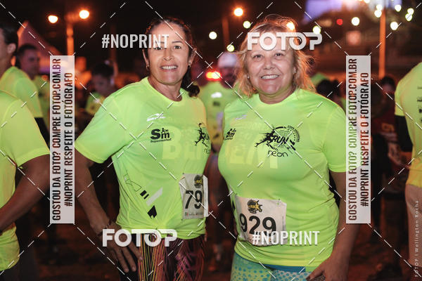 Compre suas fotos do eventoCircuito Night Run Lagos 2019 - Saquarema no Fotop