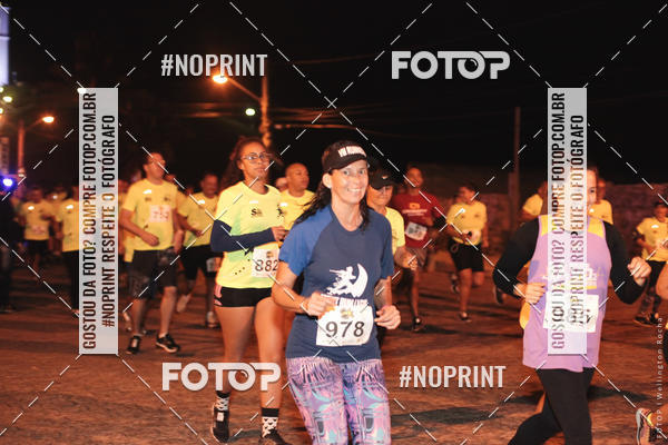 Compre suas fotos do eventoCircuito Night Run Lagos 2019 - Saquarema no Fotop