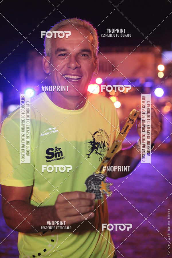 Compre suas fotos do eventoCircuito Night Run Lagos 2019 - Saquarema no Fotop