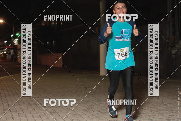 Buy your photos of the eventCircuito Night Run Lagos 2019 - Saquarema on Fotop