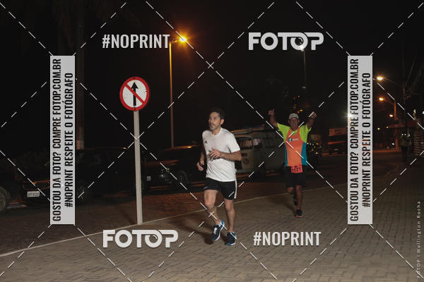 Buy your photos of the eventCircuito Night Run Lagos 2019 - Saquarema on Fotop