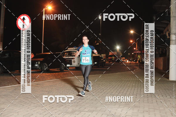 Buy your photos of the eventCircuito Night Run Lagos 2019 - Saquarema on Fotop