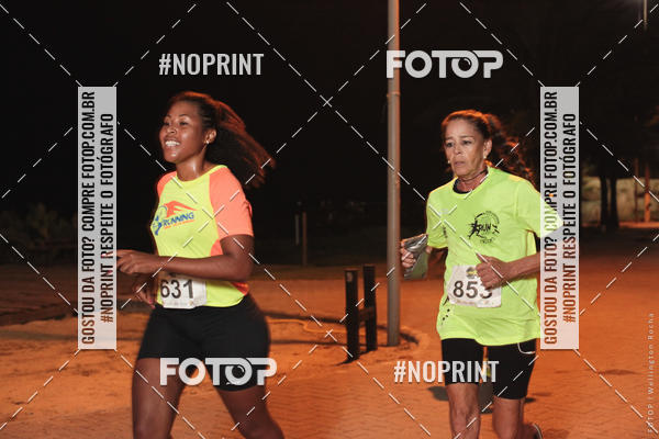 Buy your photos of the eventCircuito Night Run Lagos 2019 - Saquarema on Fotop