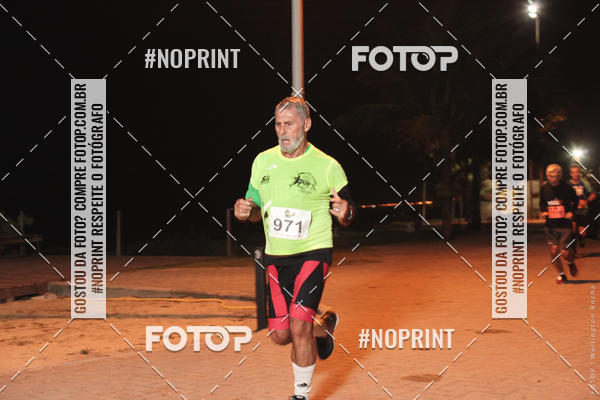 Buy your photos of the eventCircuito Night Run Lagos 2019 - Saquarema on Fotop