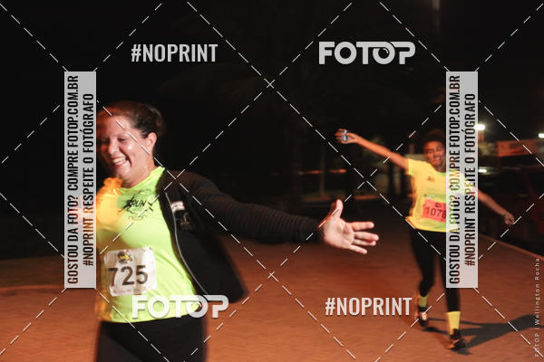 Buy your photos of the eventCircuito Night Run Lagos 2019 - Saquarema on Fotop