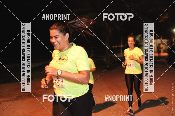Buy your photos of the eventCircuito Night Run Lagos 2019 - Saquarema on Fotop