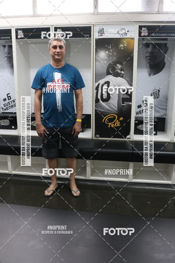 Achetez vos photos de l'vnementTour Vila Belmiro - 01 de Dezembro      sur Fotop