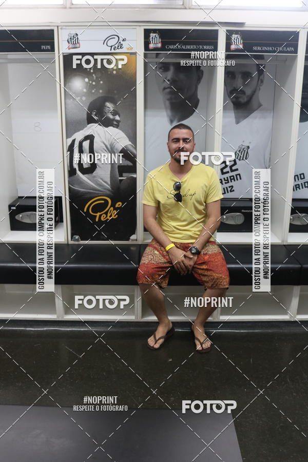 Achetez vos photos de l'vnementTour Vila Belmiro - 01 de Dezembro      sur Fotop