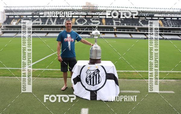 Achetez vos photos de l'vnementTour Vila Belmiro - 01 de Dezembro      sur Fotop