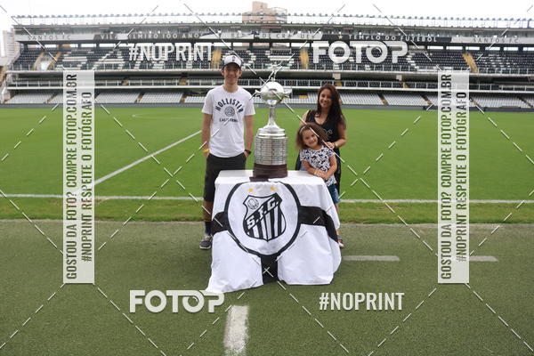 Achetez vos photos de l'vnementTour Vila Belmiro - 01 de Dezembro      sur Fotop