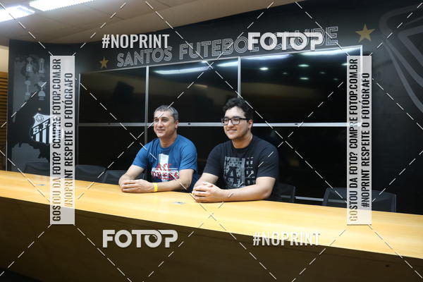 Achetez vos photos de l'vnementTour Vila Belmiro - 01 de Dezembro      sur Fotop