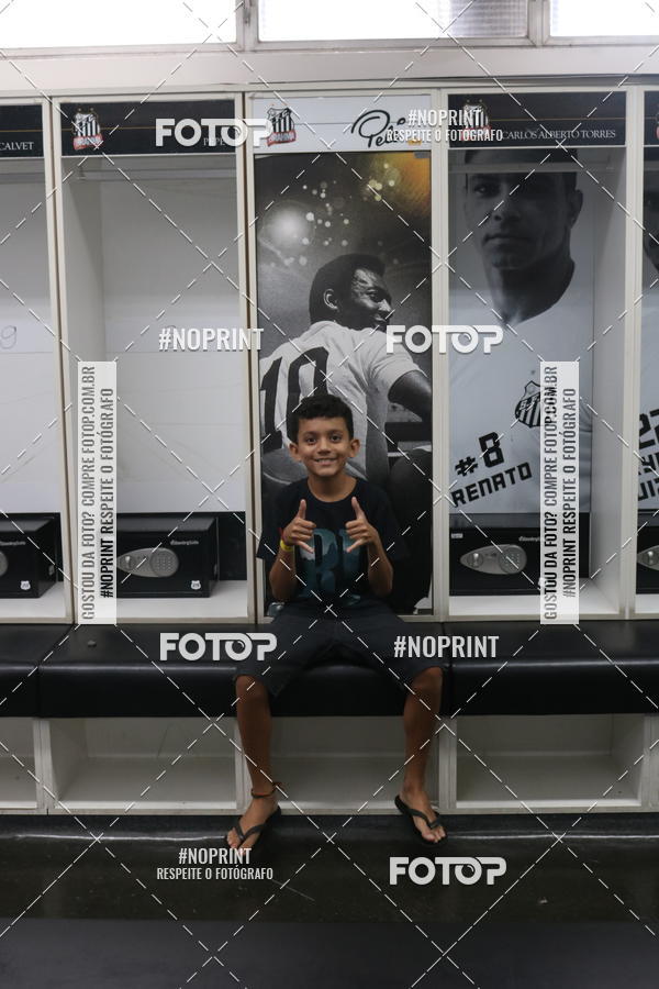 Achetez vos photos de l'vnementTour Vila Belmiro - 01 de Dezembro      sur Fotop