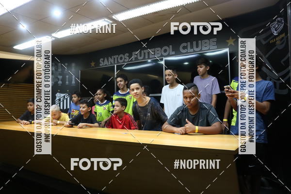 Achetez vos photos de l'vnementTour Vila Belmiro - 01 de Dezembro      sur Fotop