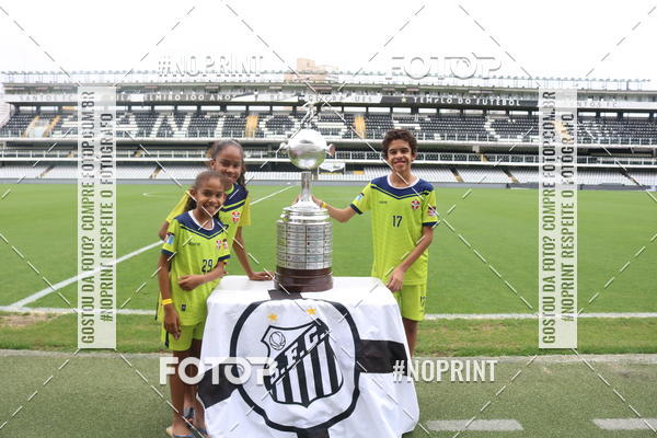 Achetez vos photos de l'vnementTour Vila Belmiro - 01 de Dezembro      sur Fotop