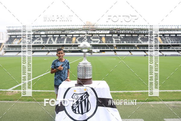 Achetez vos photos de l'vnementTour Vila Belmiro - 01 de Dezembro      sur Fotop