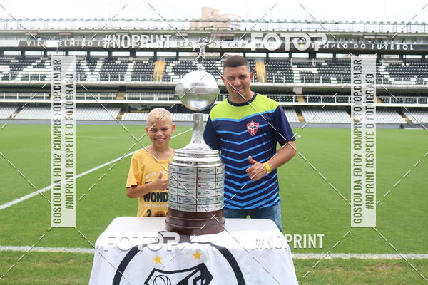 Achetez vos photos de l'vnementTour Vila Belmiro - 01 de Dezembro      sur Fotop